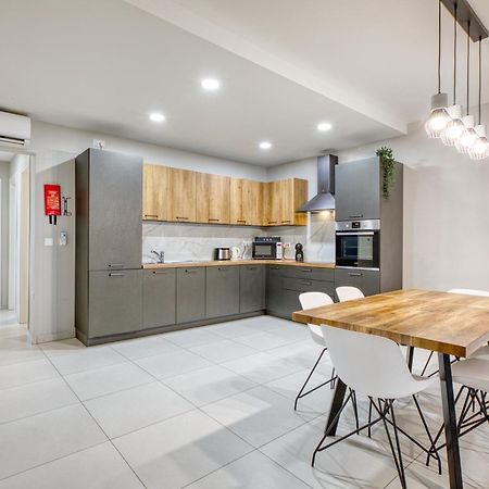 Unique Two Bedroom Apt With Huge Outdoor Area And Close To Entertainment Is-Swieqi ภายนอก รูปภาพ